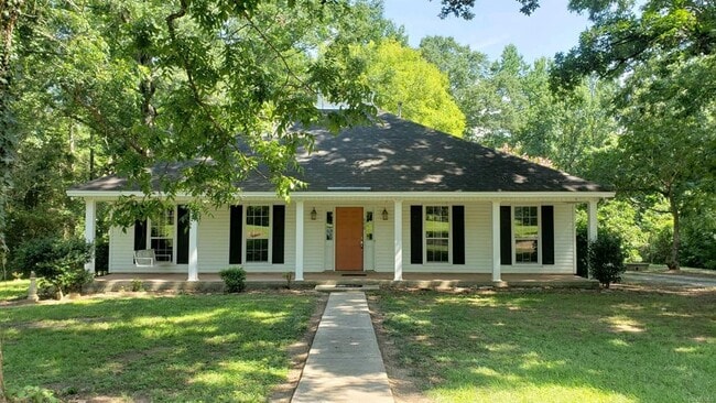 Building Photo - 570 Titus Rd