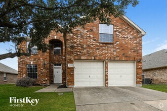Building Photo - 1339 Lake Forest Dr