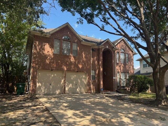 Foto del edificio - 5022 E Newpark Dr