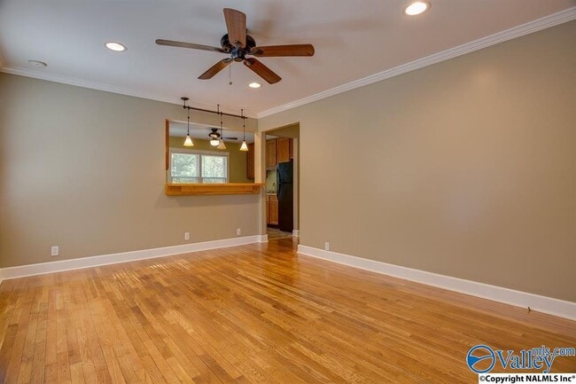 Foto del edificio - 4306 Cloverdale Dr NW