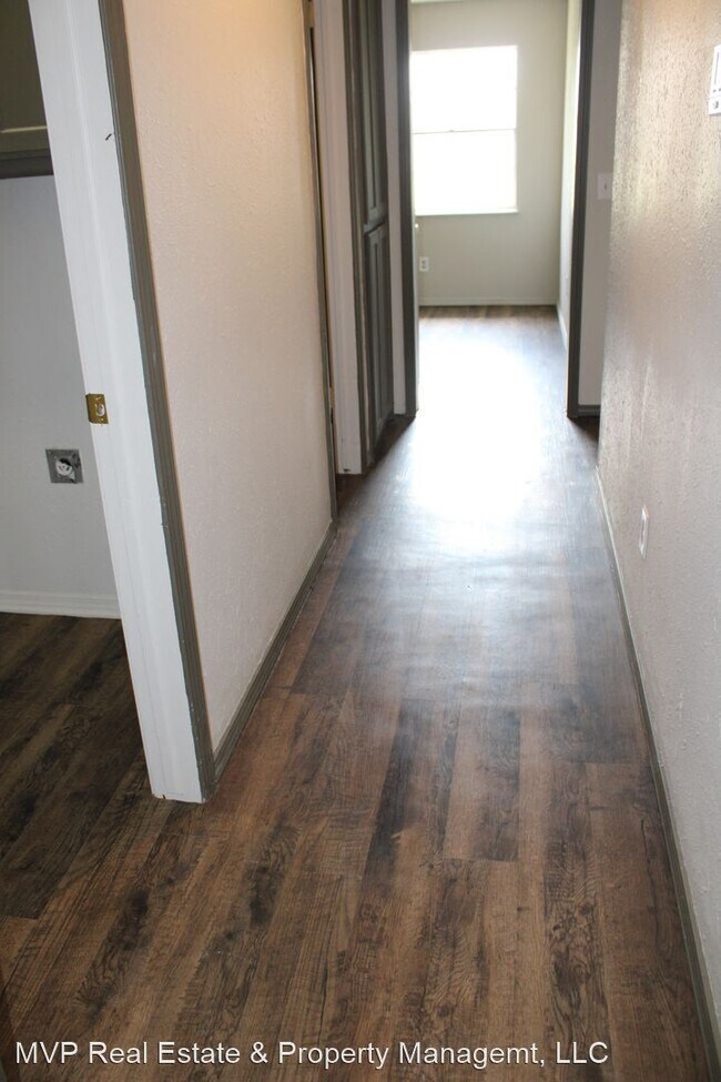 Foto del edificio - 2 br, 1 bath House - 4030 Parkwoods Ln