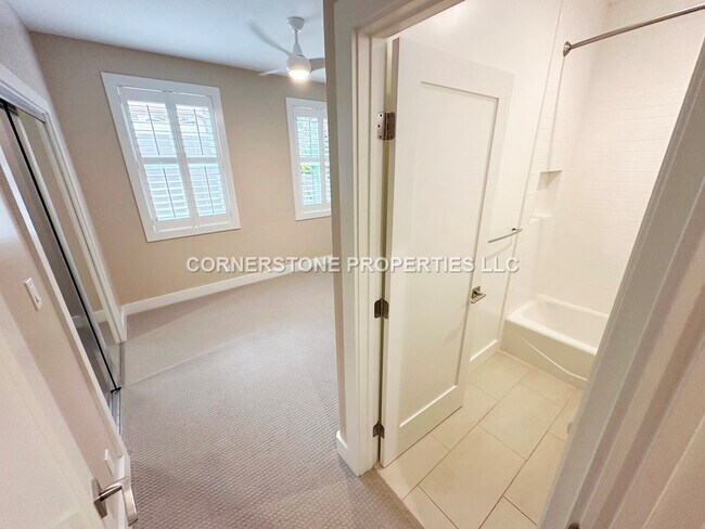 Building Photo - 92-1414-1414 Kuamu St