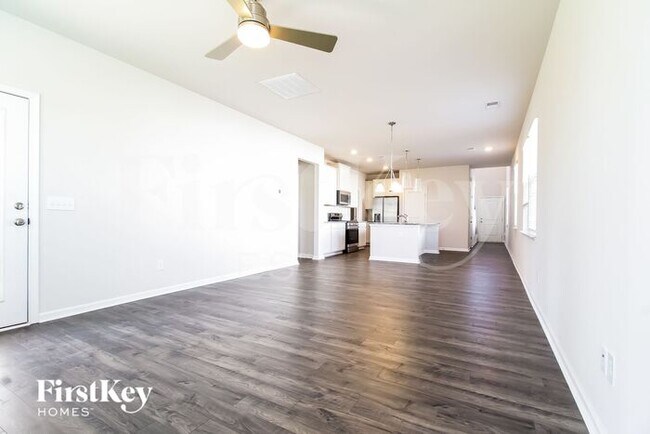 Foto del edificio - 542 Hillpark Ln