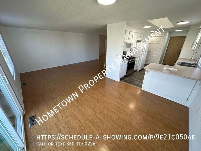 Foto del edificio - 16124 Vancil Loop SE