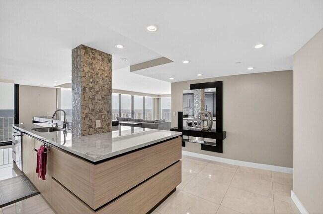 Building Photo - 3400 S Ocean Blvd