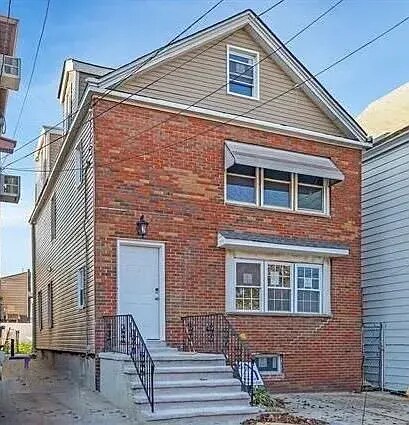 Foto del edificio - 127 Hobart Ave