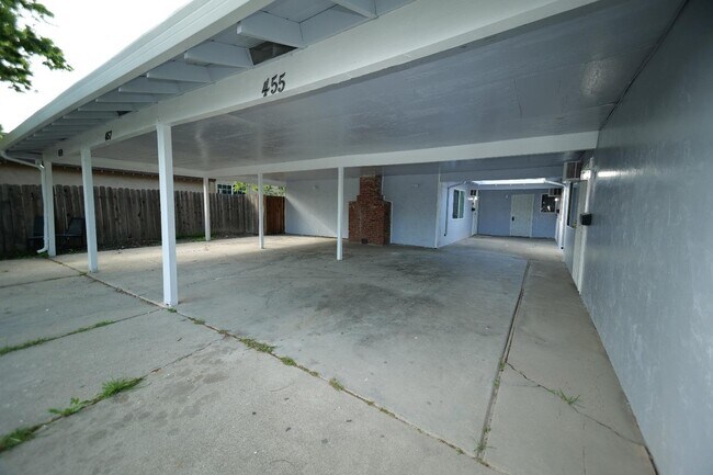 Long Car Port, enough for 2 Cars - 455 Esperanza Way