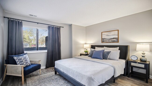 Building Photo - Compass Vista Apartments