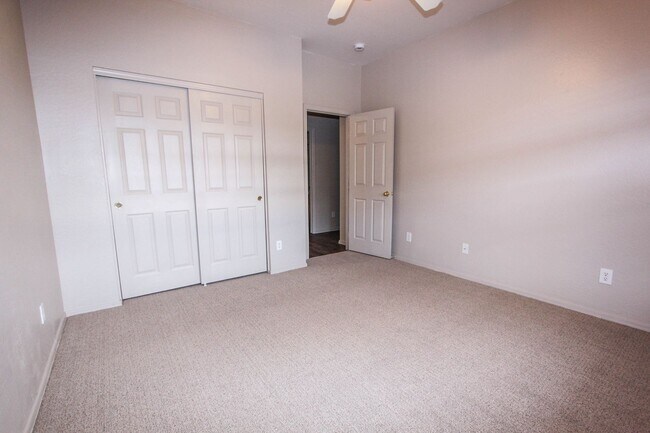 Foto del edificio - MOVE IN SPECIAL - 3 Bedroom Home in Quailwood