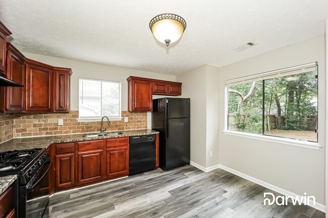 Building Photo - 706 Durham Xing, Stone Mountain, GA 30083