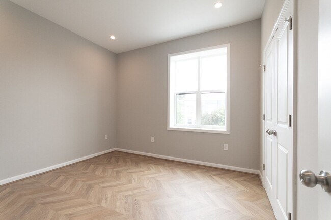 Building Photo - 1201 I St NE