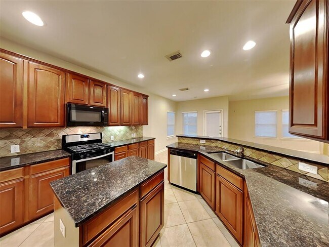 Foto del edificio - 16706 Grove Mesa Trail