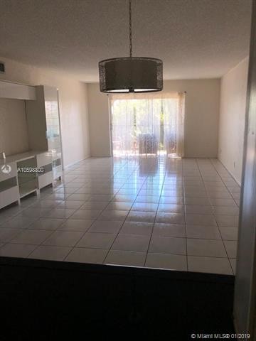 Building Photo - 3300 Spanish Moss Terrace