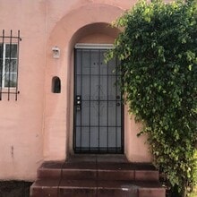 Building Photo - 419 S 28th St