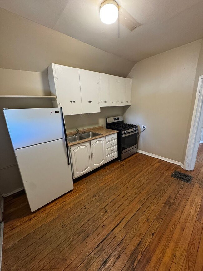 Foto del edificio - Charming 2 Bed 1.5 Bath in West Wash Park!
