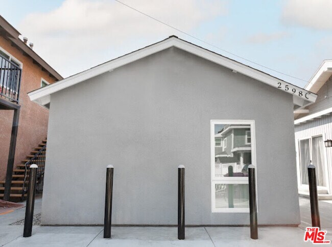 Foto del edificio - 2598 E Spaulding St