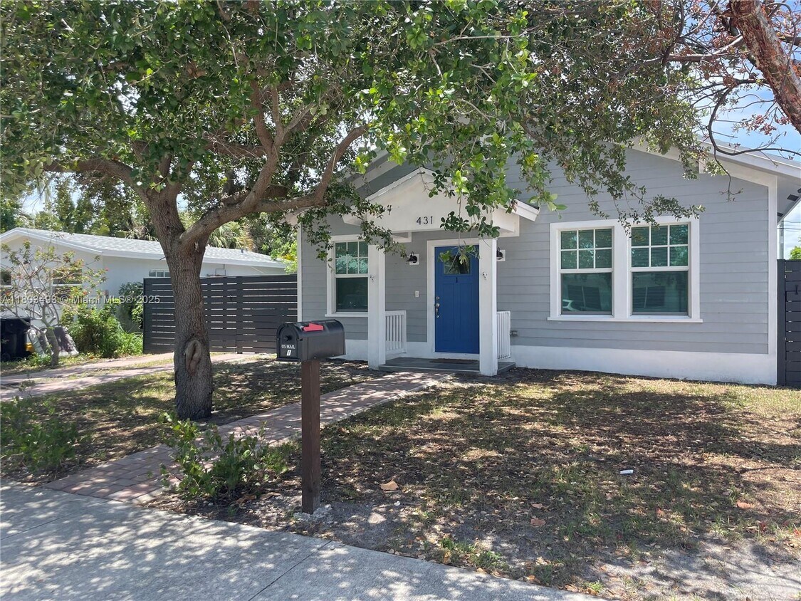 Primary Photo - 431 N K St
