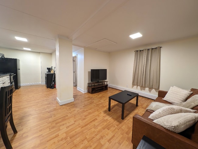 Building Photo - 4 Legassie St