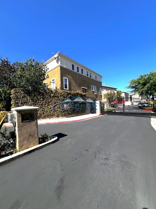 Foto del edificio - 1322 Harmony Way