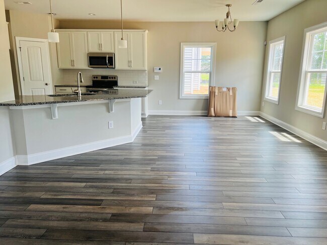 Foto del edificio - 150 Hanover Ct