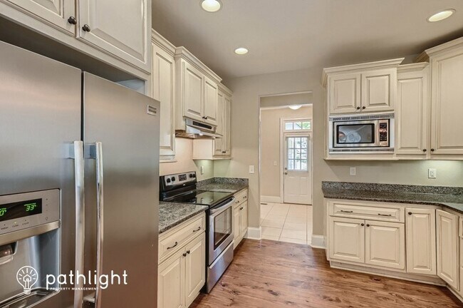 Foto del edificio - 160 Longwood Lane, Newnan, GA, 30263