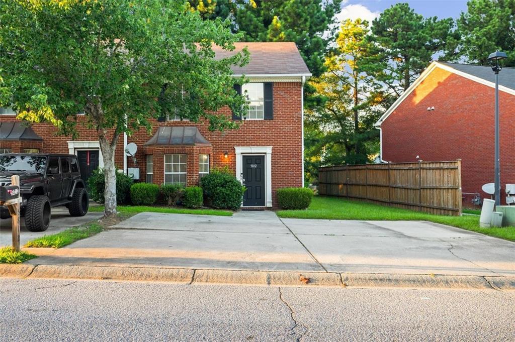Foto principal - 5812 Wind Gate Ln