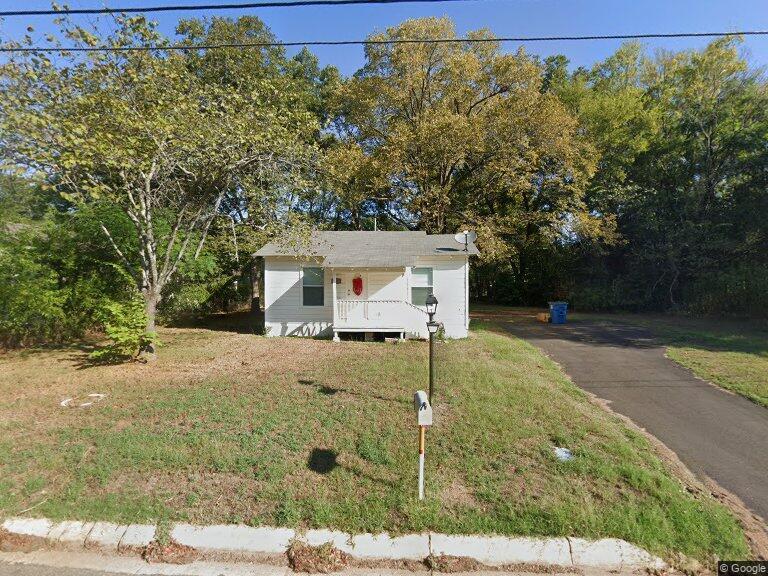Foto principal - 1503 E Travis St
