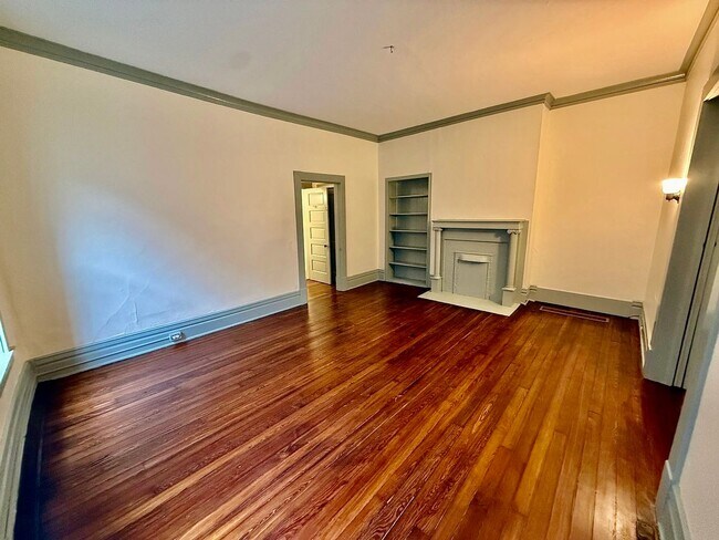 Foto del edificio - 485-487 W 3rd. St.