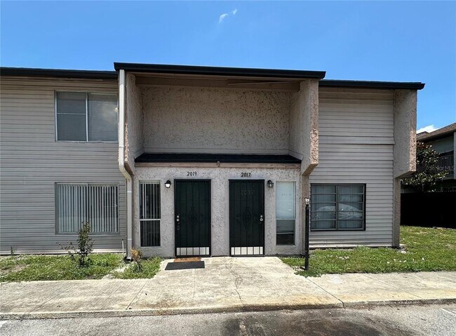 Foto del edificio - 2019 Whitby Dr
