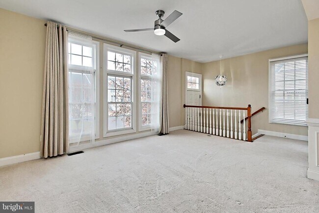 Foto del edificio - 6913 Stanwick Square