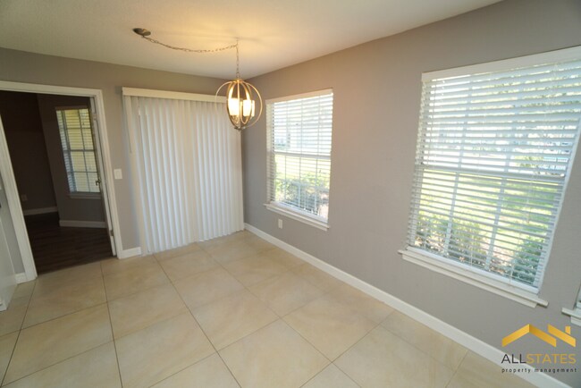Foto del edificio - 1027 S Hiawassee Rd