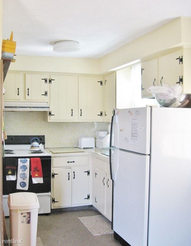 Building Photo - 2 br, 1 bath House - ACADEMIC RENTAL SEPT ...