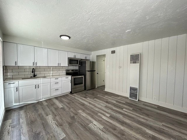 Photo - 951 N Redwood Rd Apartment