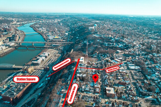 Prime location! - 126 W Sycamore St