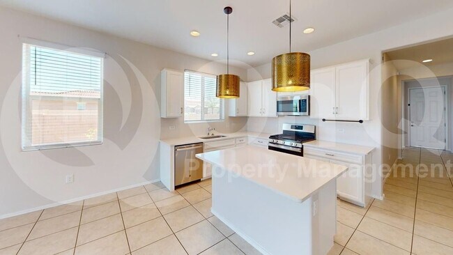 Building Photo - 6597 E Via Arroyo Azul