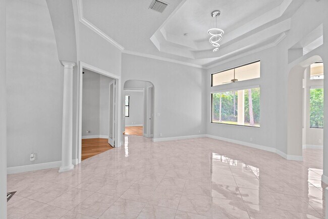 Foto del edificio - 16596 82nd Rd N