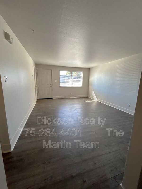 Foto del edificio - 10055 Sagewood Dr