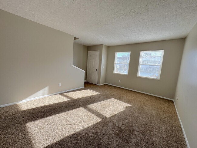 Foto del edificio - 2596 Sawbury Blvd