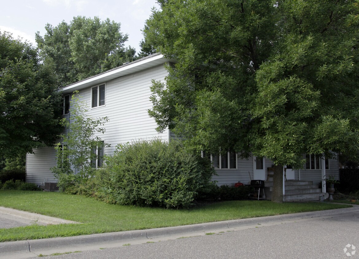Building Photo - 2096 Fry St