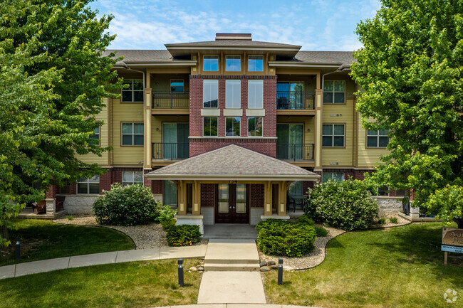 Building Photo - Aurora Pointe Apartments