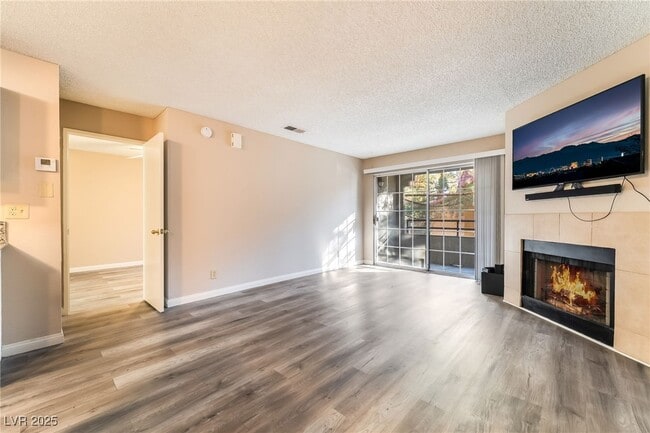 Building Photo - 2200 S Fort Apache Rd