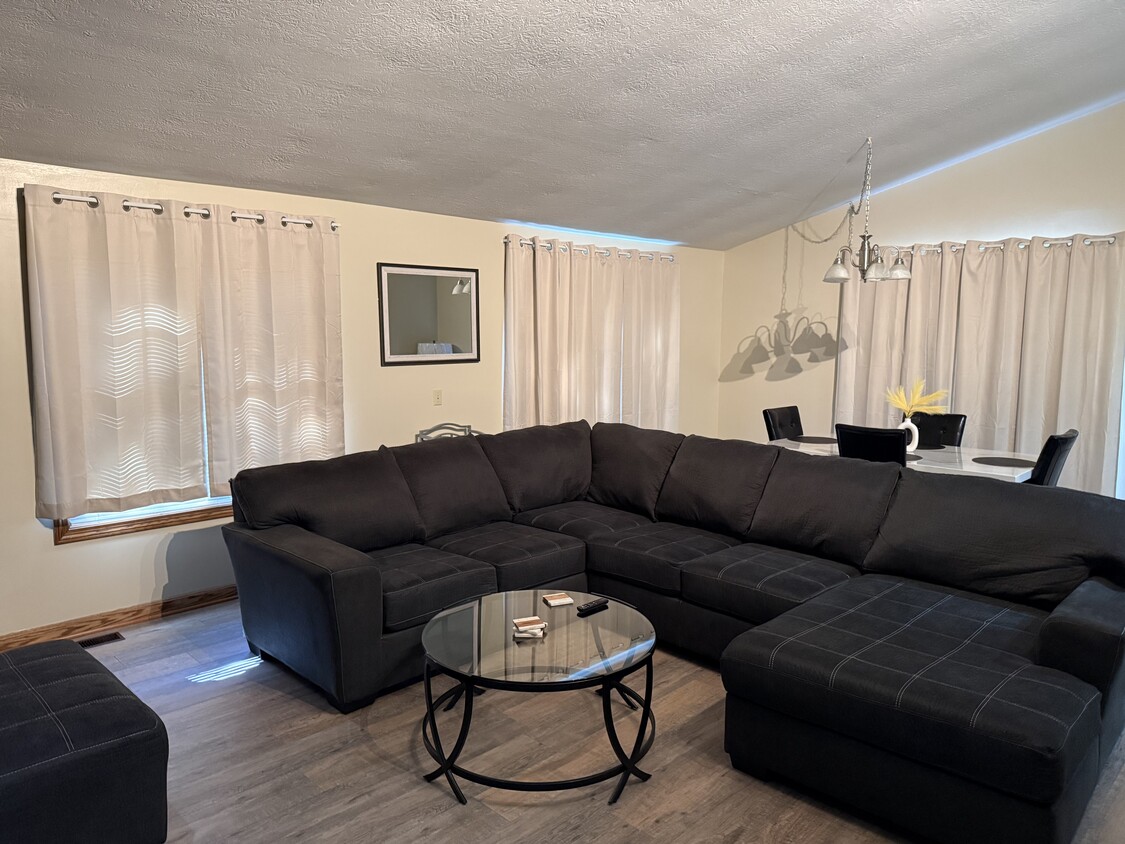 Foto principal - 3114 20th St NW