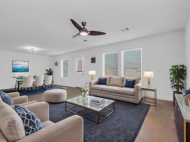 Foto del edificio - 25344 Carnation Ct