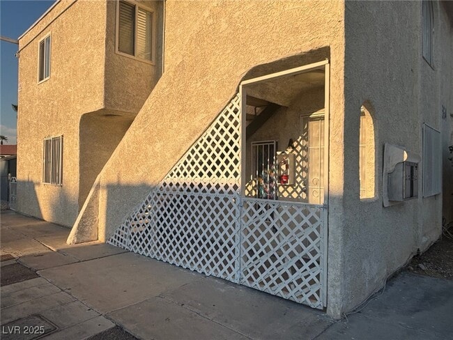 Building Photo - 1364 Pattee Cir