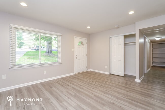 Building Photo - 4201 S Jasmin Ct