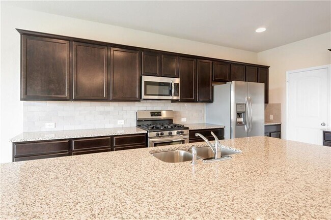 Building Photo - 1161 La Conterra Blvd