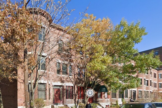 Foto del edificio - 529 Newbury St