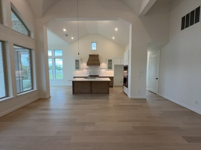 Photo - 2463 Bussey Dr House