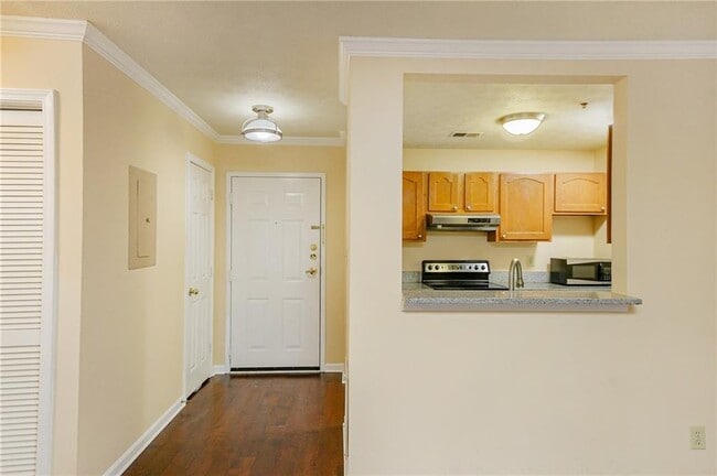 Foto del edificio - 970 Sidney Marcus Blvd NE