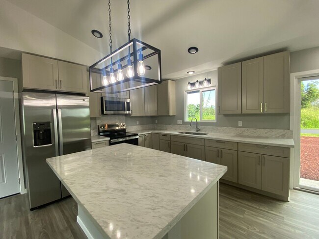 Foto del edificio - Brand New 3-Bedroom, 2-Bath Home in Hawaiian Shores